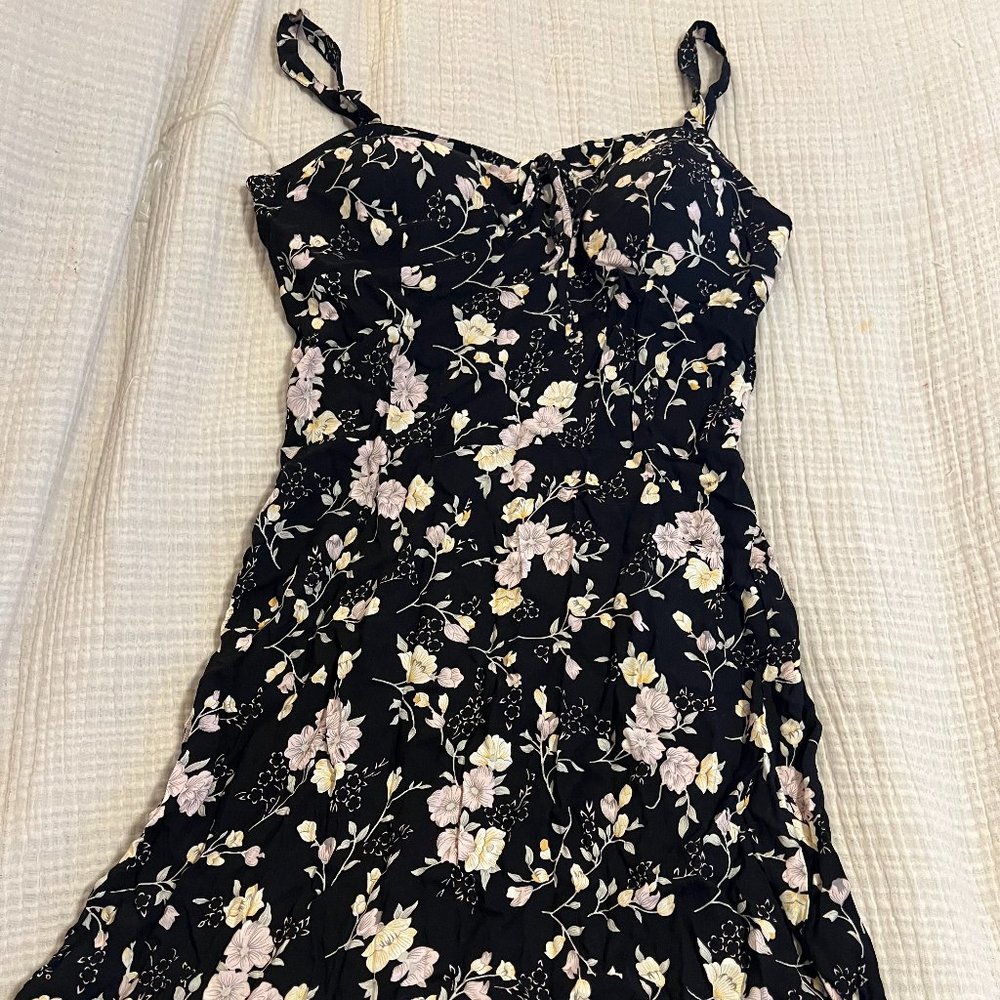 Wallflower Black Floral Mini Dress with removable cups- NWT Size M